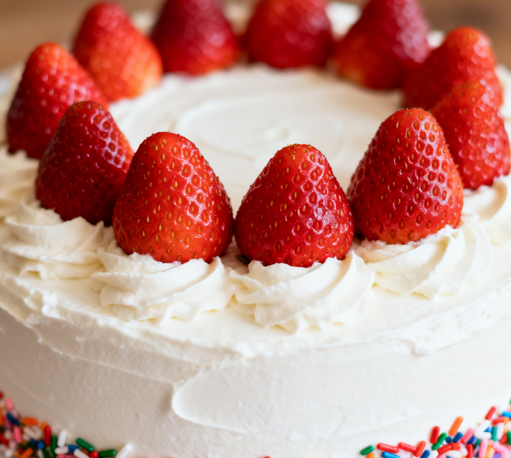 生日蛋糕暗藏健康杀手？五大人群专属养生食谱，吃对才能越吃越年轻！